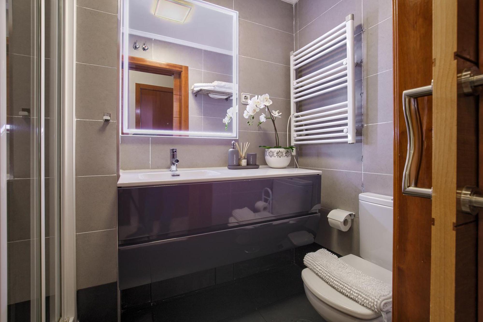 Lovely Apartment In Gran Via Madrid Bagian luar foto